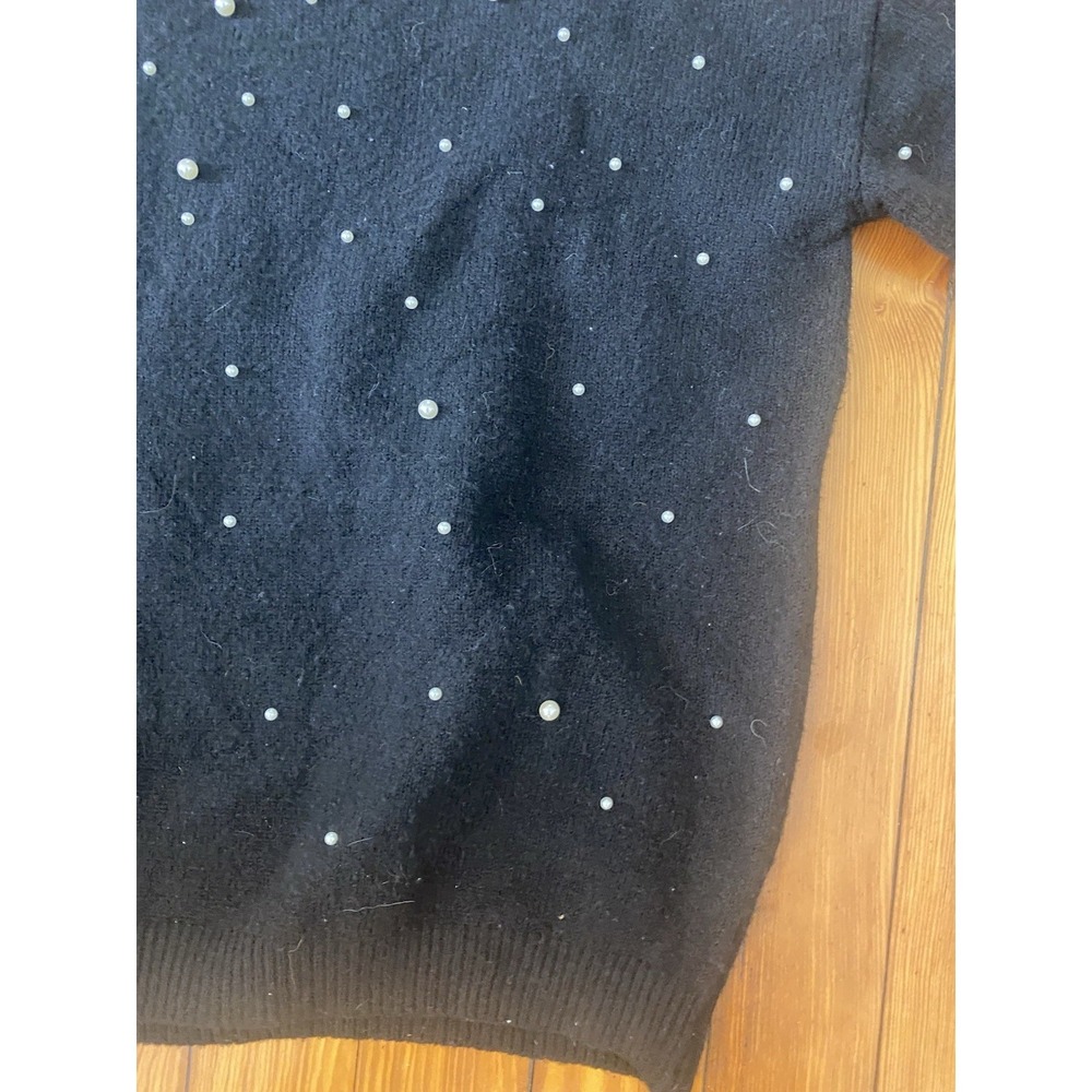 NWT Crown And Ivy Woman's Black Sweater w Pearls Size P M - Picture 7 of 7